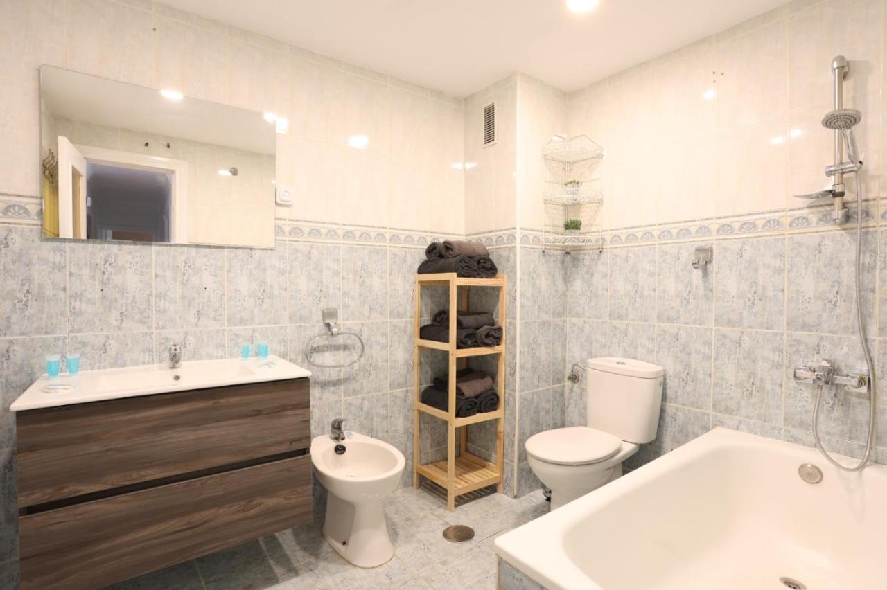 Ferienwohnung " El Rebalaje"Playa 550M-Centro 1'8Km-Parking Málaga Exterior foto